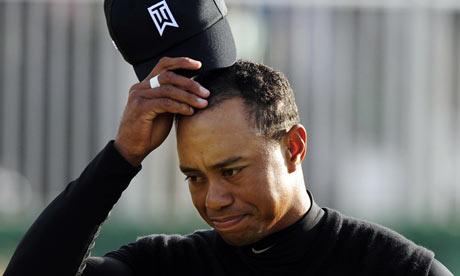 Tiger Woods sent le vieux hot dog avec une touche de brocoli