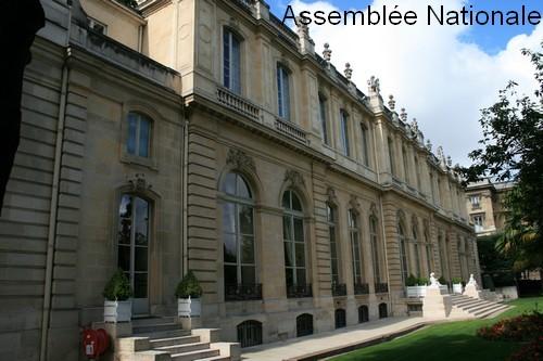 Un jour à Paris :L'Assemblée Nationale et L'Hôtel des Monnaies.