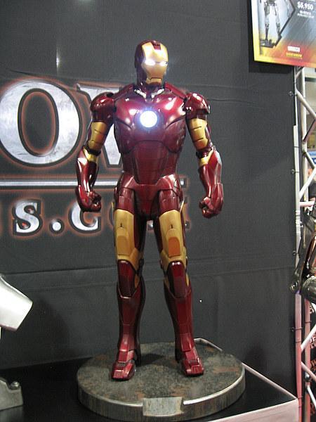 Photos du costume de tony stark prise au Comic Con 2009 Cinecomics
