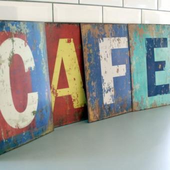 Plaques de métal grand format - CAFE - 84€ - Decocozy