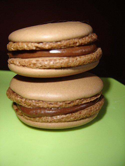 Les macarons au chocolat