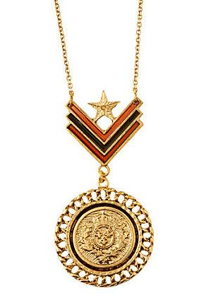 Le must have de la rentrée : la veste officier