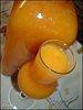 Jus de pêche et fraise