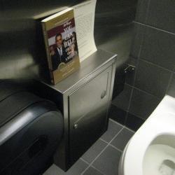 Pour la politique d'Obama on invente la promotion toilettes