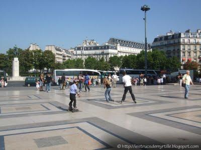 Faire du roller à Paris (Trocadéro)