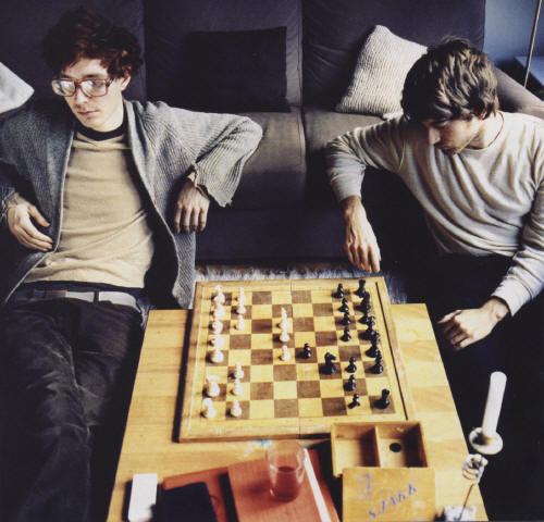 KINGS OF CONVENIENCE :: QUIET IS THE NEW LOUD / RIOT ON AN EMPTY STREET