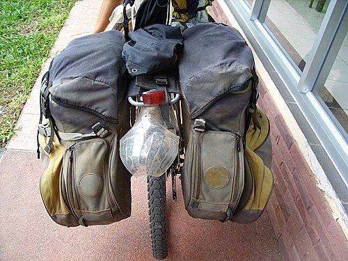 Clément et son tour du monde en vélo.