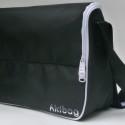 Akibag va faire des sacoches pour les Macbook 13″ [Photos Exclusives !!! Insaaaaaane !]