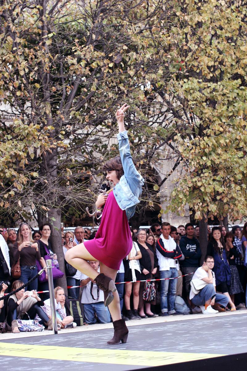 grazia a girl like a star street fashion show