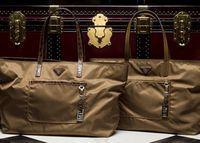 Le retour des classiques : la toile nylon Prada Prada_velo-collection3