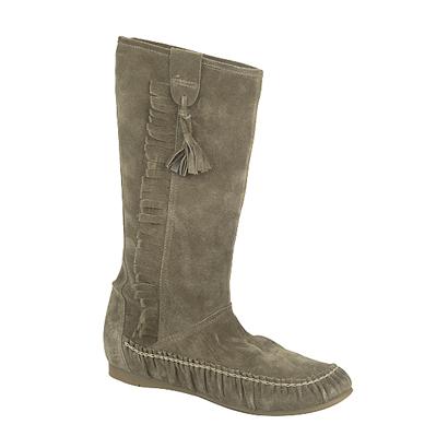 Opération bottes chez Bata