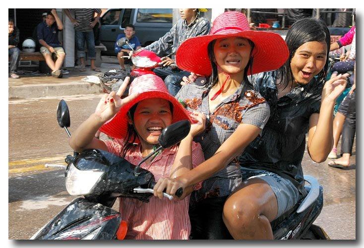 Songkran : photos et vidéo