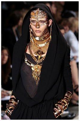 Accessoires: Hold-up sur le bling