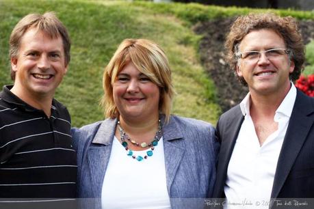 Hélène Gravel avec Bruno-Marie Béchard et Serge Auray, respectivement agent officiel et directeur de la campagne électorale d'Hélène