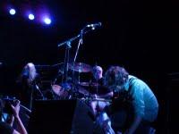 Review Concert : Johnny Foreigner + Dinosaur Jr. @ Elysée-Montmartre 06/09/09