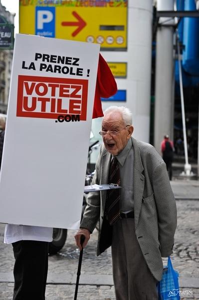 Pêle-Mêle: David Lynch, Pont des Arts, Beaubourg, Votez Utile....
