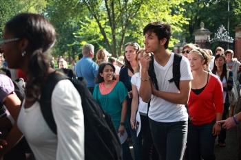 Emma Watson fait sa rentrée à l'université de Brown
