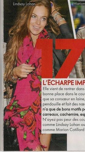 ELLE du 11 sep étole stephen srouse pour LV0001.jpg