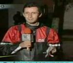 reporter trainé dans boue