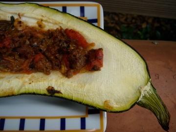 Maxi courgette farcie et ce n’est pas qu’une impression courgette-geante-farcie