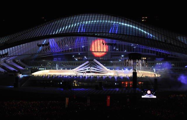 Une gare, une oeuvre d'art contemporain