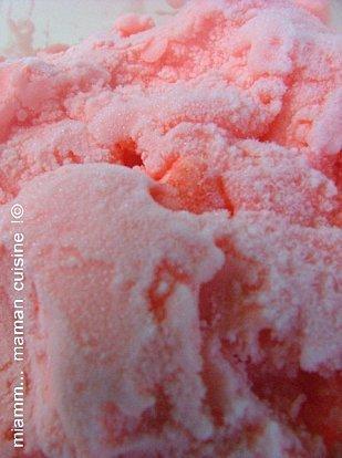 Fraîcheur régressive : la glace aux fraises Tagada