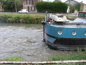 Belle marche arrière du BRAZZA au CHESNE