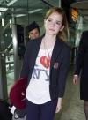 Emma Watson à l'aéroport de Heathrow (Londres) le 20 septembre 2009 Emma Watson à l'aéroport de Heathrow (Londres) le 20 septembre 2009