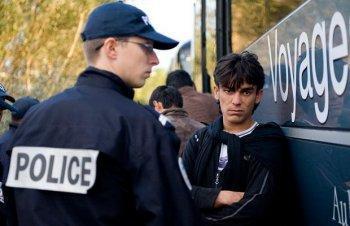 Sangatte détruit, la Jungle de Calais anéantie, violences... arrêtés, déportés...et demain ???