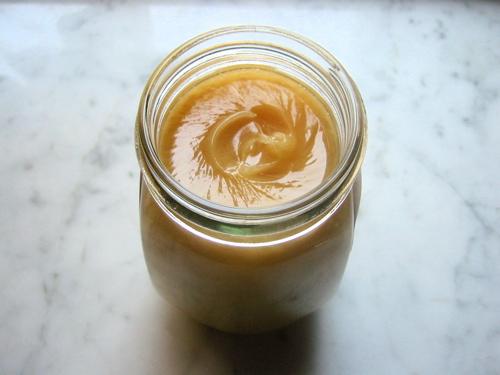 Fichier:Honey (Italian-miele) in a jar.jpg