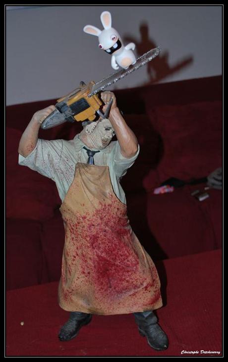 Lapin crétin contre Michael Myers