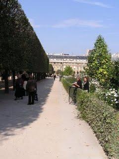 Photo de voyage. Les jardins du Palais Royal.