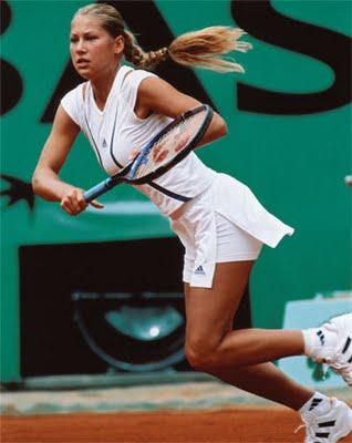 Les francais aimeraient revoir Anna Kournikova au tennis