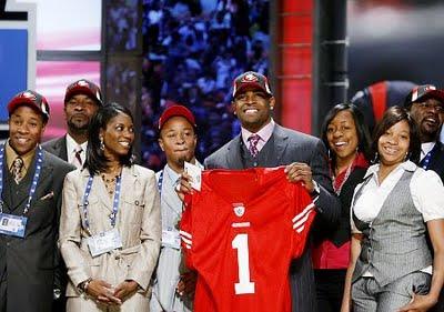 Michael Crabtree signe finalement son contrat