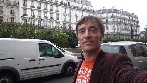 09/10/2009Nice to be in Paris (in Avenue des Batignolles)...