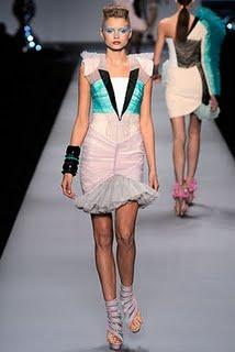 VIKTOR&ROLF; SS2010 PARISIAN SHOW