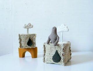 Un Cocon sur une branche