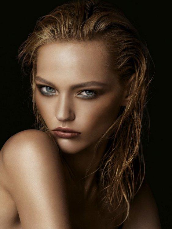 Agenzia Model Management - Página 9 Maquillage-L-2