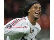 Ronaldinho ultra motivé l’entrainement!