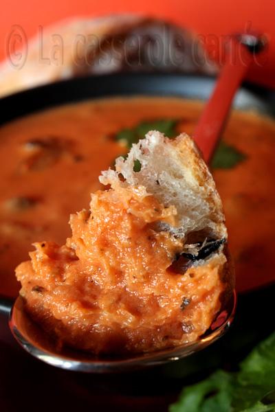 Bisque de tomates grillées aux champignons