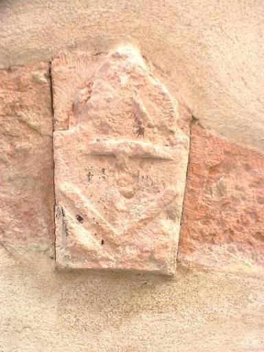 L'emblème « maçonnique » de Benoist Guyot, tailleur de pierre à Tournus (71) au début du XVIIIe siècle