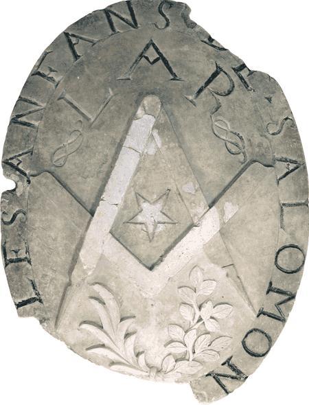 L'emblème « maçonnique » de Benoist Guyot, tailleur de pierre à Tournus (71) au début du XVIIIe siècle