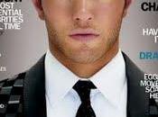 Kellan Lutz pose pour August Magazine