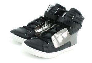 Je veux de nouvelles chaussures : les Pierre Hardy? Pierre-hardy-2009-fall-winter-hi-top-sneaker-1