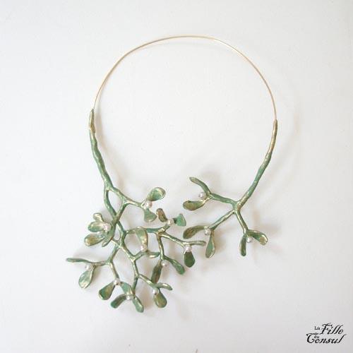 collier de gui ouvert - Mistletoe necklace