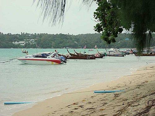 Phuket: Le village et la plage de Rawai Beach