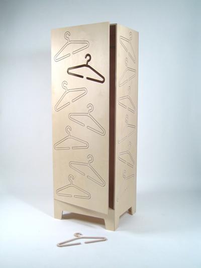 Armoire Hang on par John Caswell