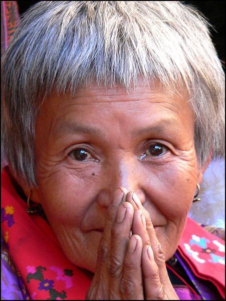 Des femmes par dizaine Des femmes par dizaine