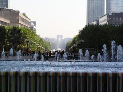 Connaissez-vous La Défense? Pas encore?