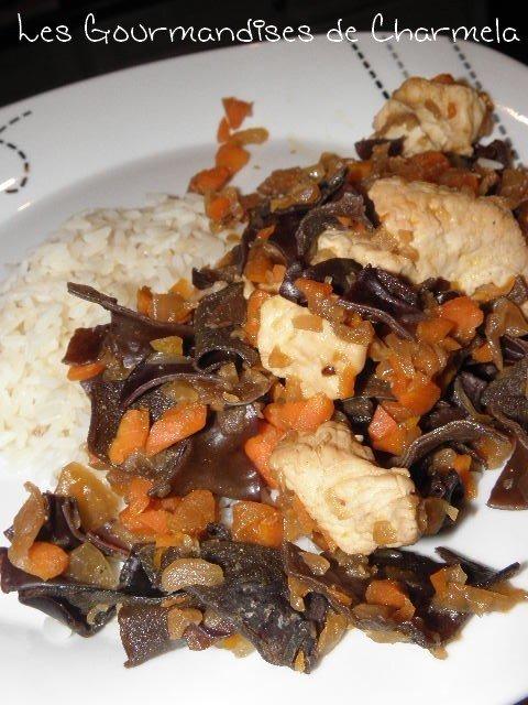 Sauté de Dinde, Carottes et Champignons Noirs